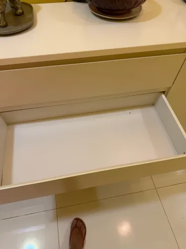 Cômoda de MDF branca