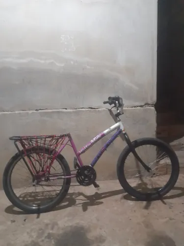 Bike montadinha aro 24