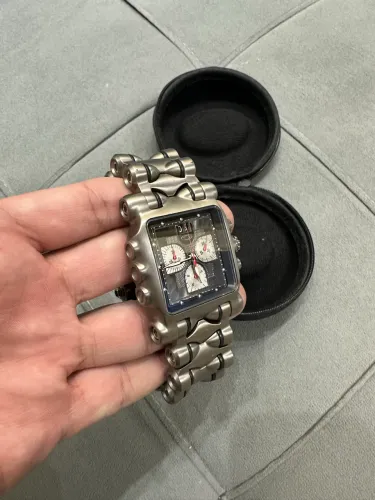Oakley minute machine 