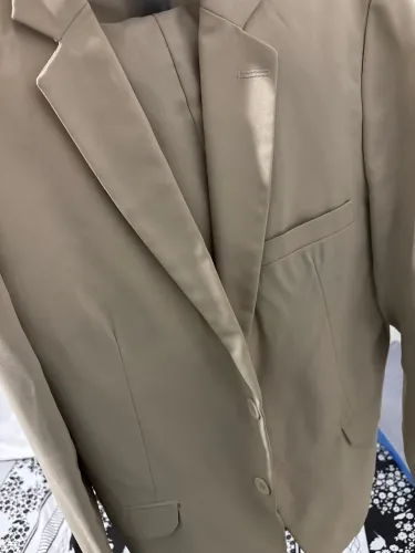 Terno bege masculino