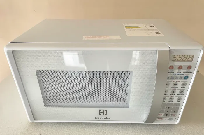 Micro-ondas Electrolux 20L
