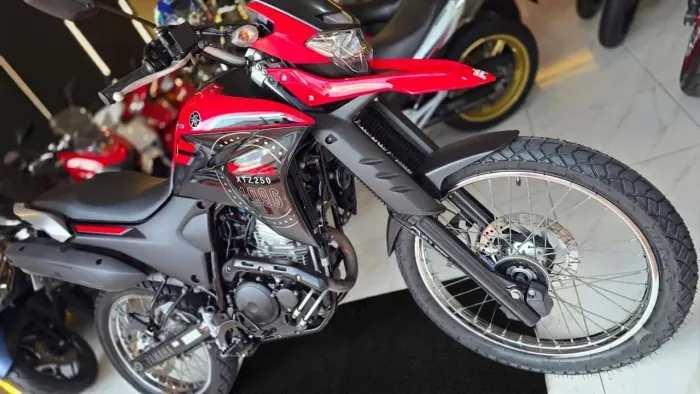 Oportunidade Imperdível: Yamaha XTZ 250 LLander - Pronta para Qualquer Terreno!