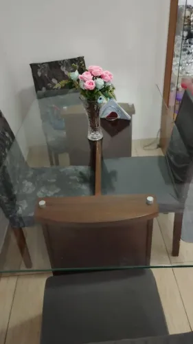 Mesa 4 cadeiras
