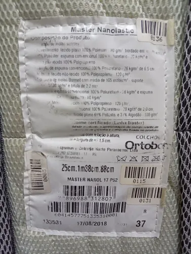 Vendo 2 colchões de solteiro 