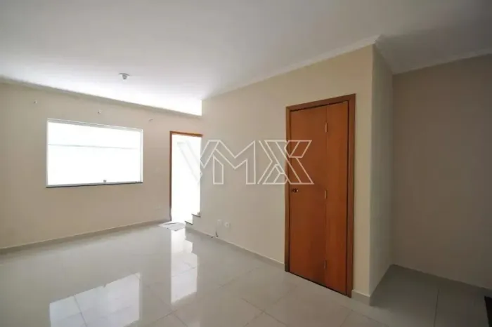 CASA EM CONDOMÍNIO A VENDA NA VILA MEDEIROS - SP