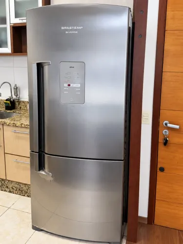 LIQUIDANDO- Geladeira BRASTEMP Inverse Active 422L FROST FREE INOX 220v