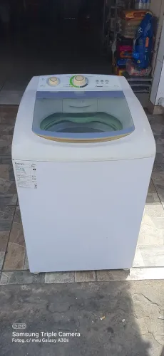 Vende-se máquina de lavar roupa