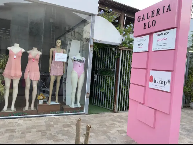 Salas comerciais em galeria próxima a Fraga Maia