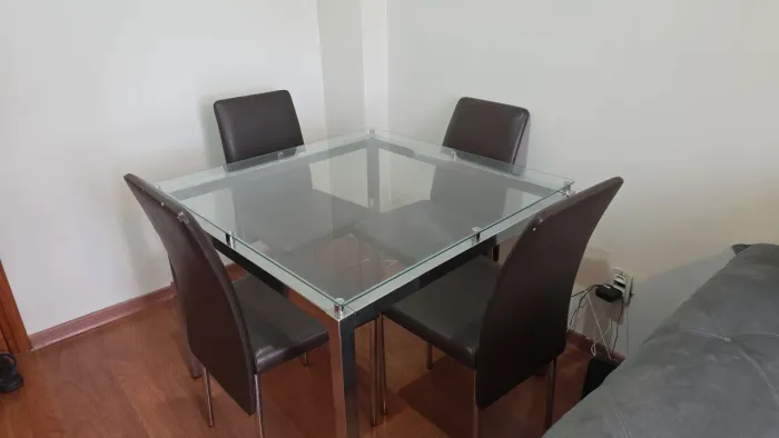 Mesa de Jantar de Vidro 4 Lugares com 4 Cadeiras - Ótimo Custo-Benefício