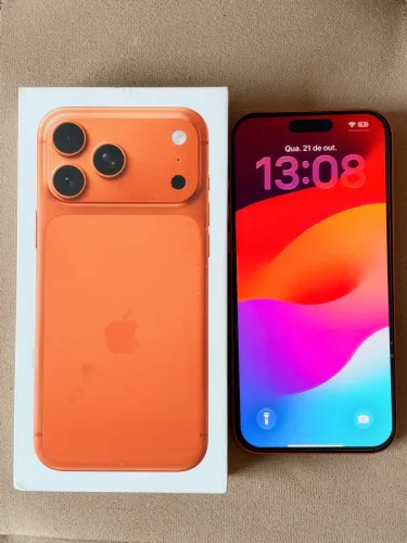 Vendo IPhone 17 pro Max laranja 2TB na garantia!