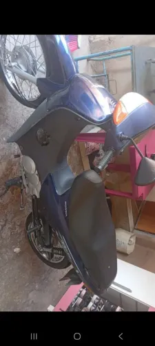 Vendo biz 100ks 2004 bem conservada 