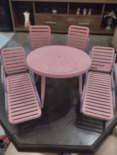 Conjunto Movelaria de Jardim / Piscina para Bonecas Estilo Barbie