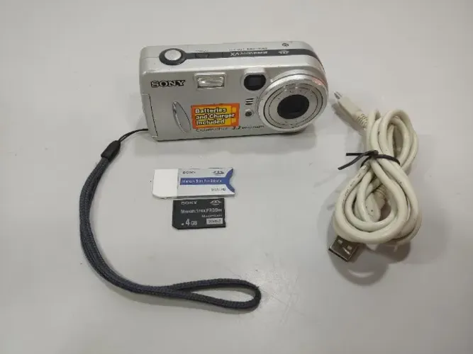 Câmera Digital Sony Cyber-shot Dsc-p72 3.2 Mp Funciona Acr (Usado)