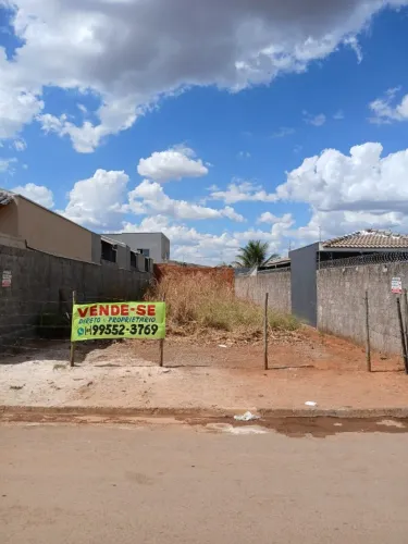 Lote 337m2, Parque Lago, prox Av. Principal e Cond. Santa Felicidade.