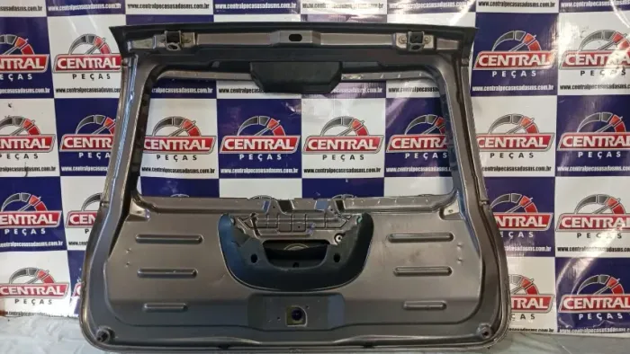 tampa porta mala fiat uno cinza