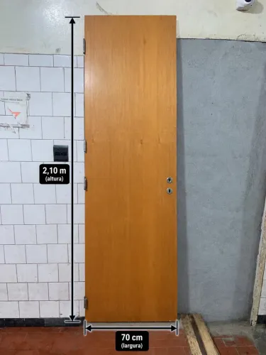 13 Portas de Madeira *210 reais cada, vendo unidade também * (com fechadura)