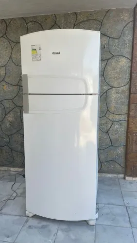 Geladeira Consul/450 litros funciona perfeitamente 