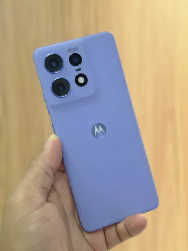 MOTOROLA MOTO EDGE 50 PRO 256GB 12RAM LAVANDA Aparelho Todo Original SEM DETALHES