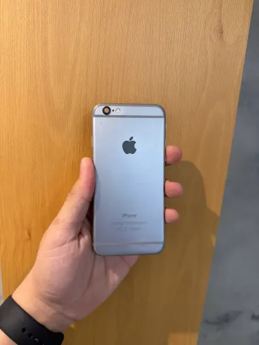 Carcaça de iPhone 6 Cinza