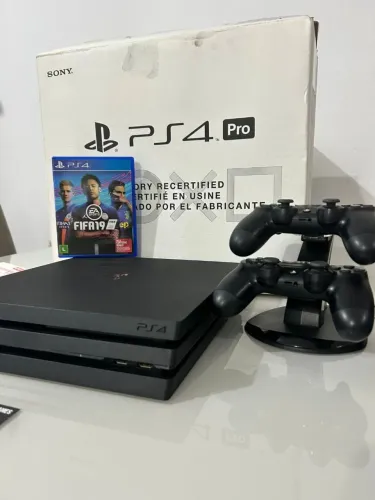 Playstation 4 Pro Memória 1TB Completo!! (Aceito Cartão)