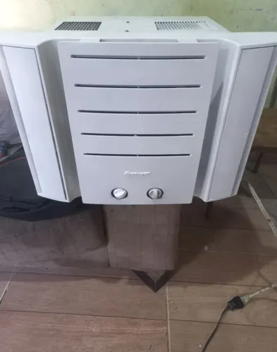 Ar condicionado Springer 7.500 BTUs 127v