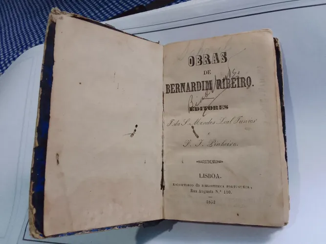 Livro raro antigo mais de 170 anos menina e moça de Bernardim Ribeiro -Lisboa