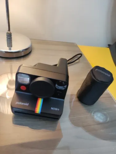 Camera fotografica Polaroid now + mais kit de 5 lentes, com bluetooth e app