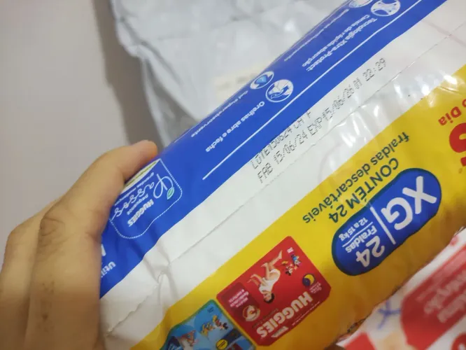 Fralda descartável XG próximo ao vencimento 15/06