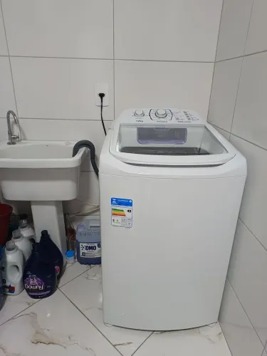 Máquina de lavar roupa Electrolux 12kg