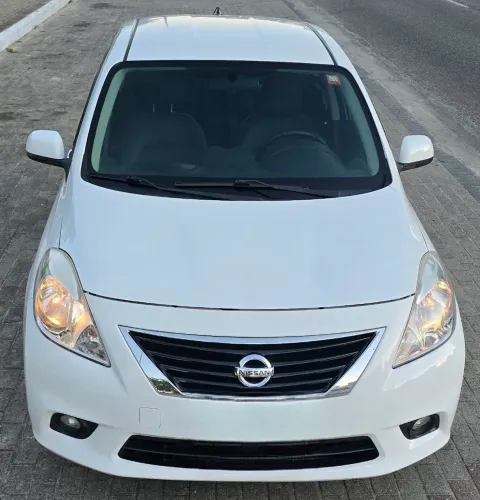 Nissan Versa SL 1.6 16V Flex Fuel 4P Mec. 2014