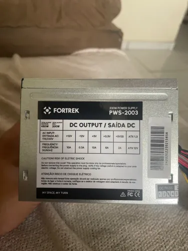 Fonte Fortrek PWS-2003 200W ATX - Nunca Usada