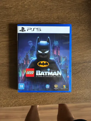 Lego Batman O Legado do Cavaleiro das Trevas PS5 (Mídia Física - Estado de Novo)