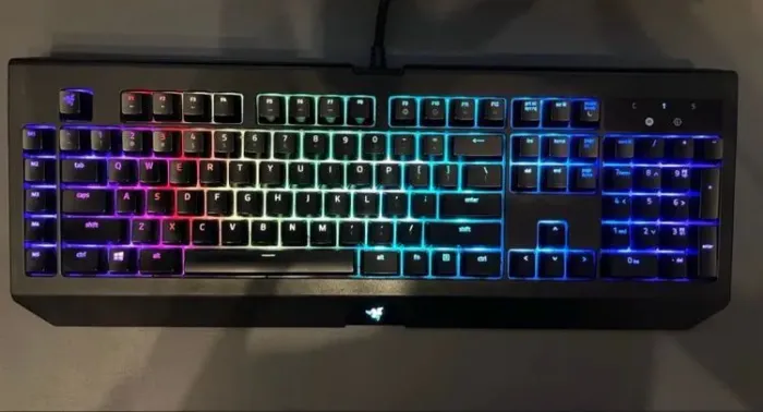 Teclado Razer Black window chroma