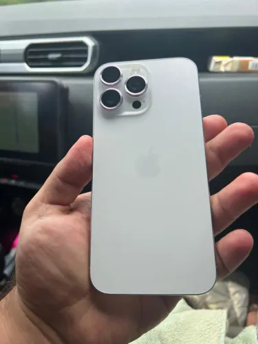 iPhone 16 Pro Max Branco 256GB