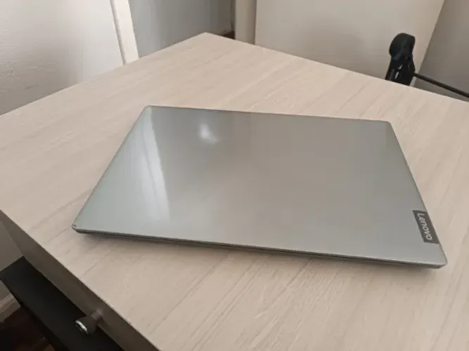 Notebook Lenovo IdeaPad S145 - Estado de Novo