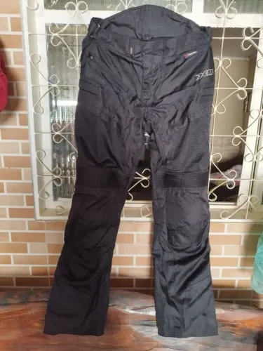 CALÇA MOTOCICLISTA SEMI NOVA