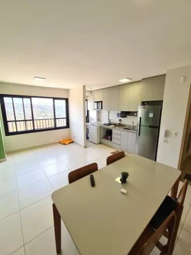 Apartamento 3 quartos sendo 1 suíte 2 vagas de garagem Condomínio Parque Goiá escaninho La