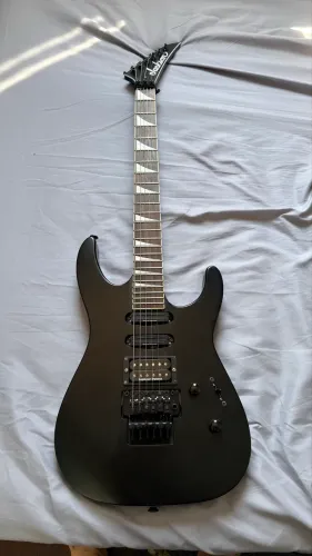 Guitarra Jackson Soloist SL-1