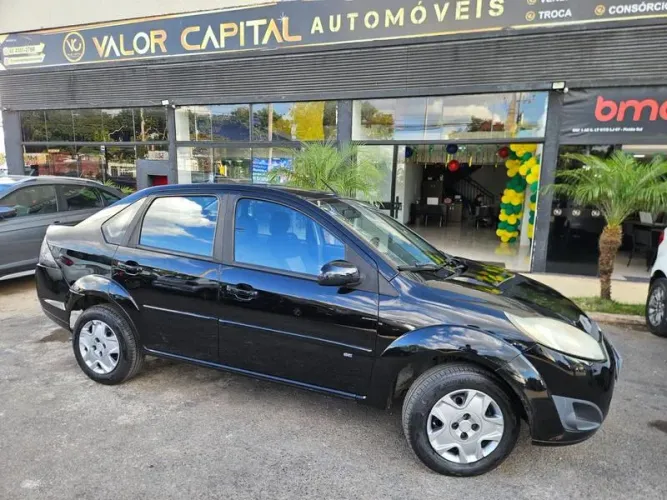 Ford Fiesta Sedan SE 1.6 16V Flex 4P 2014