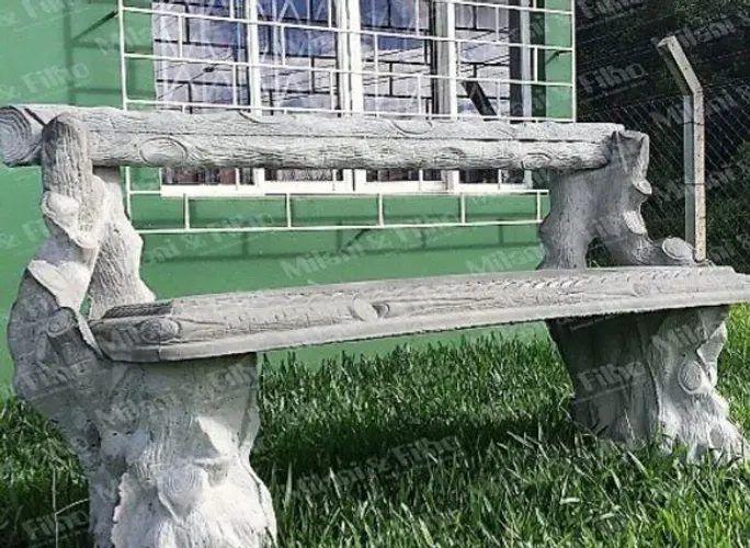 Banco de jardim de pedra