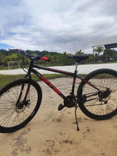 Vendo essa bicicleta GTS M1 Iron aro 29. Linda e em ótimo estado. Bora negociar?