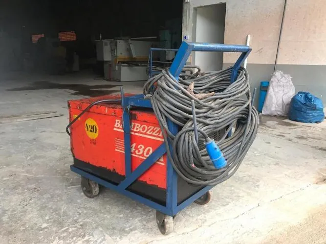 Máquina de solda Bambozzi TRR 2600 S - 430 A