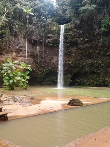 Área com 124 Hectares com Cachoeira e Cavernas - Brasil Novo Pará