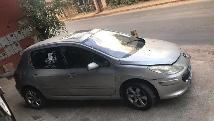 Peugeot 307 1.6 16V 2011/2012 Sucata para retirada de peças