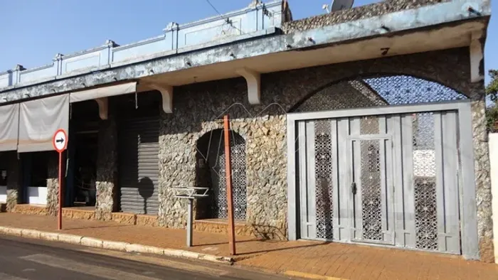 Venda de Casas / Comercial na cidade de Rincão