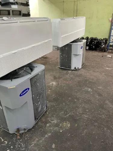 Piso teto 90.000 BTUs trifásico 