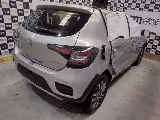 Vendo peças Sandero Stepway 2022