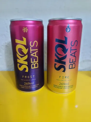 2 Latas de Cerveja Skol Beats - Frost e Fire
