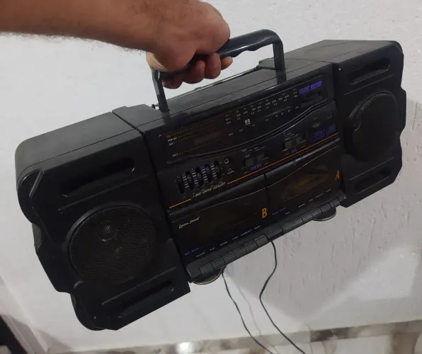 Rádio ANTIGO BOMBOX toca fita funcionando  gigante