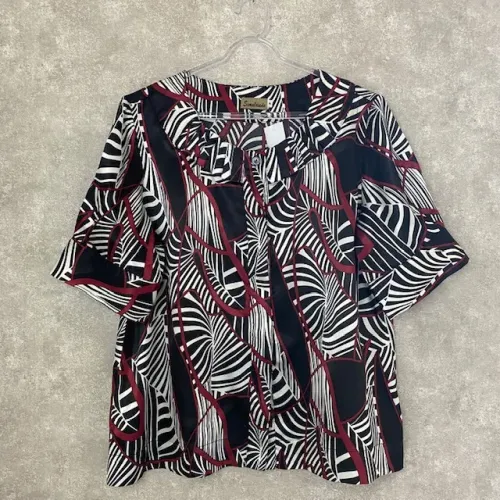 Blusa de Setim Bata Simulassão Preta Vinho Branca Tamanho P-M